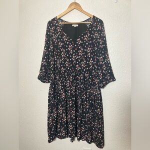 Garnet Hill dots dress size 18 V neck three quarter sleeve knee length gathered